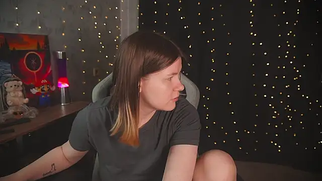 Snapshot of cuteamberlyyy chatting on October 2025 03:31:02 AM cuteamberlyyy online show from October 2025 03:31:02 AM
