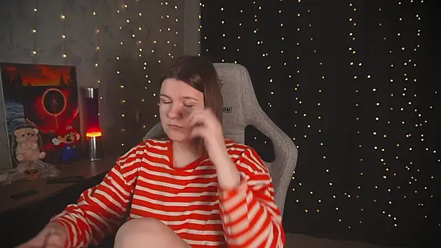 Snapshot of cuteamberlyyy chatting on November 2025 05:11:01 AM cuteamberlyyy online show from November 2025 05:11:01 AM