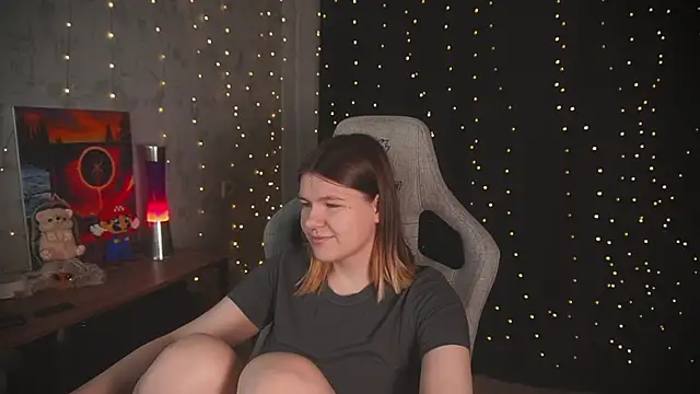 Snapshot of cuteamberlyyy chatting on October 2025 03:17:02 AM cuteamberlyyy online show from October 2025 03:17:02 AM