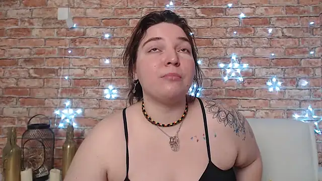 Amelia Kiss  online show from March 2025 12:48:02 AM