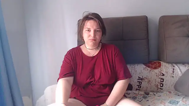 Amelia Kiss  online show from June 2026 01:55:01 AM