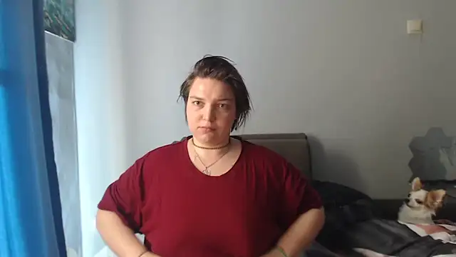 Amelia Kiss  online show from June 2026 01:10:01 AM