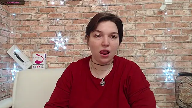 Amelia Kiss  online show from March 2026 12:51:02 AM