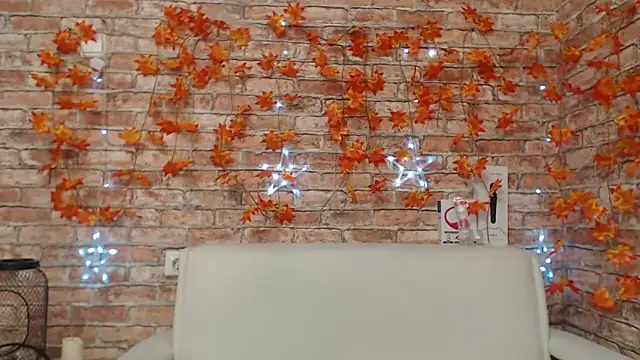 Amelia Kiss  online show from November 2025 12:53:02 AM