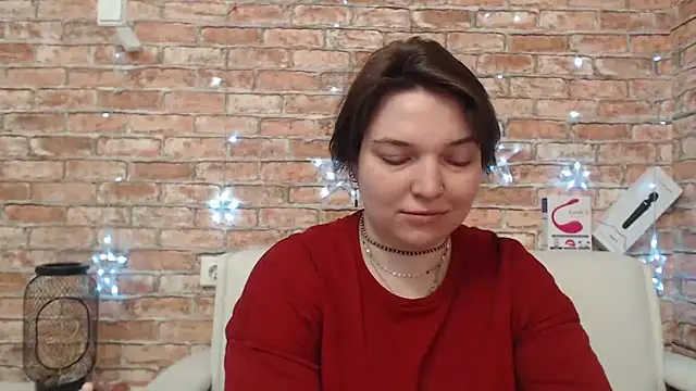 Amelia Kiss  online show from February 2026 12:51:02 AM