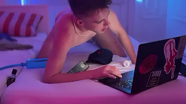 CupidZass online show from November 2025 06:40:01 AM