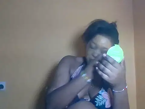 Prettyblackgal online show from May 2026 09:32:01 PM