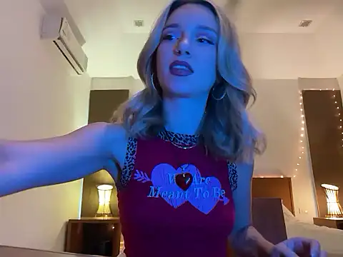SirenaBelle online show from September 2025 11:56:02 PM