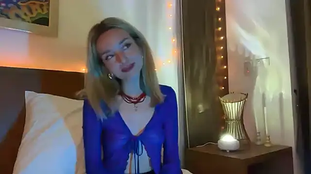 SirenaBelle online show from November 2025 12:30:01 PM