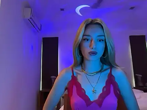 SirenaBelle online show from October 2025 12:55:02 AM