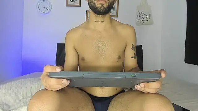 Alex BigDickkk online show from November 2025 09:48:01 PM