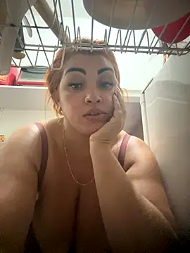Bruninhaa34 online show from November 2025 05:24:02 PM