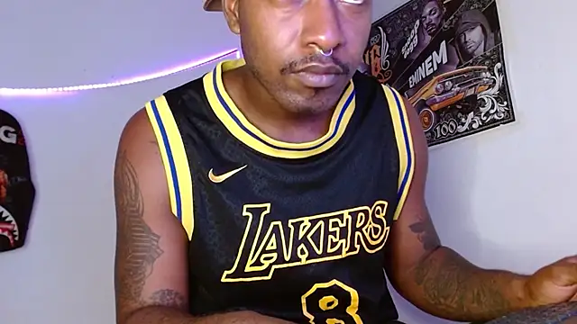 king  Black online show from February 2026 01:36:02 AM