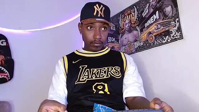 king  Black online show from January 2026 03:26:02 PM