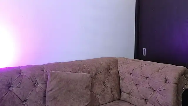 Snapshot of Celeste_Tailor_ chatting on January 2025 04:02:01 PM Celeste Tailor online show from January 2025 04:02:01 PM