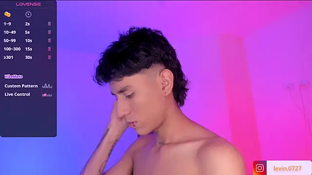 Levin Hikaru online show from October 2025 08:59:01 AM