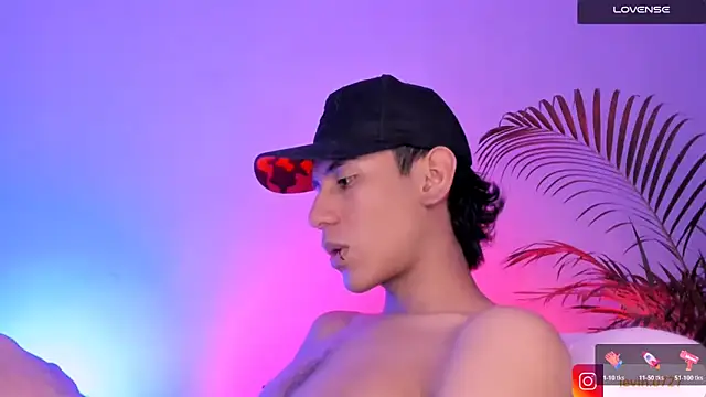 Levin Hikaru online show from November 2025 03:55:02 AM