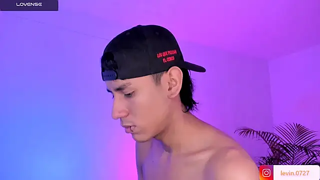 Levin Hikaru online show from October 2025 07:50:02 AM