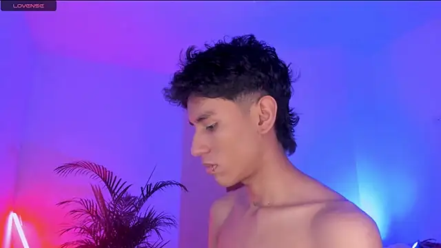 Levin Hikaru online show from September 2025 02:29:02 AM