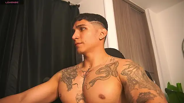 muscle boyhorny online show from September 2025 04:34:02 AM