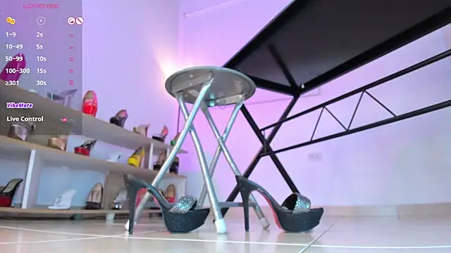 violettastrada online show from January 2025 11:34:02 PM