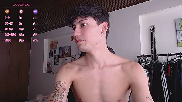 Amahd696 online show from November 2025 01:47:02 PM