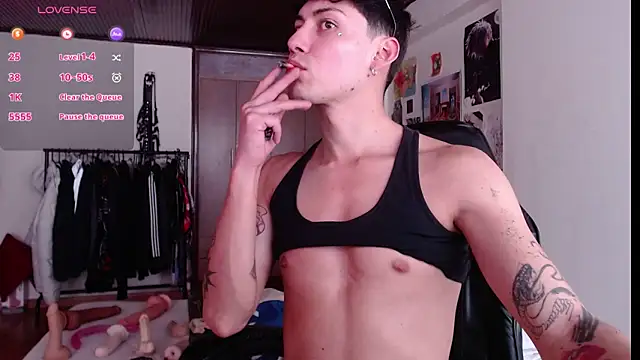 Amahd696 online show from April 2026 06:59:02 PM