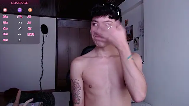 Amahd696 online show from February 2026 03:00:01 PM