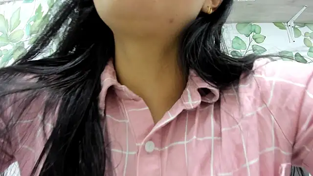 atilanadiaz7 online show from September 2025 04:58:01 PM