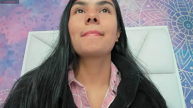 atilanadiaz7 online show from September 2025 03:04:01 PM