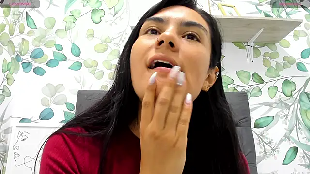 atilanadiaz7 online show from February 2025 02:15:02 PM