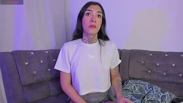 Snapshot of Camila_Coxx chatting on August 2026 05:01:02 AM Camila Coxx online show from August 2026 05:01:02 AM