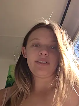 curvycakecutie online show from March 2026 05:00:01 PM