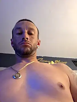 Snapshot of Twin2222 chatting on September 2025 02:06:02 AM Twin2222 online show from September 2025 02:06:02 AM