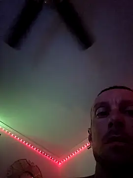 Snapshot of Twin2222 chatting on October 2025 12:45:01 AM Twin2222 online show from October 2025 12:45:01 AM