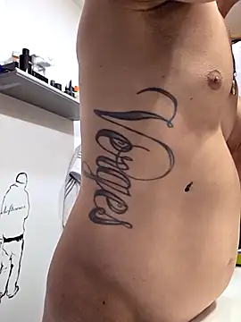 Snapshot of Twin2222 chatting on September 2025 03:34:02 AM Twin2222 online show from September 2025 03:34:02 AM