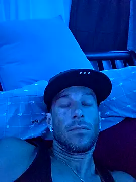 Snapshot of Twin2222 chatting on September 2025 02:50:02 AM Twin2222 online show from September 2025 02:50:02 AM