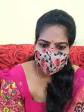 Snapshot of melina214 chatting on April 2026 02:26:01 AM melina214 online show from April 2026 02:26:01 AM