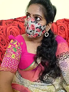 Snapshot of melina214 chatting on April 2026 02:31:01 PM melina214 online show from April 2026 02:31:01 PM