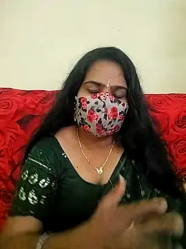 Snapshot of melina214 chatting on April 2026 08:43:02 AM melina214 online show from April 2026 08:43:02 AM