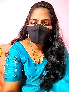 Snapshot of melina214 chatting on January 2025 03:22:02 AM melina214 online show from January 2025 03:22:02 AM