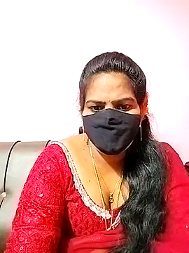 Snapshot of melina214 chatting on February 2025 04:47:02 PM melina214 online show from February 2025 04:47:02 PM