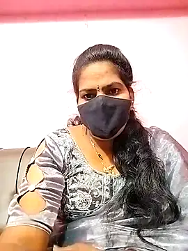 melina214 online show from November 2025 03:44:01 AM