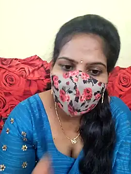 Snapshot of melina214 chatting on April 2026 05:45:02 AM melina214 online show from April 2026 05:45:02 AM