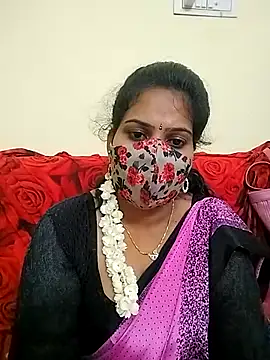 Snapshot of melina214 chatting on April 2026 03:57:01 PM melina214 online show from April 2026 03:57:01 PM