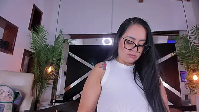 emily-fox online show from October 2025 11:07:01 AM