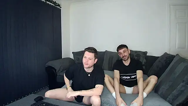 Snapshot of twotwinkhusbandss chatting on December 2024 06:06:02 PM twotwinkhusbandss online show from December 2024 06:06:02 PM