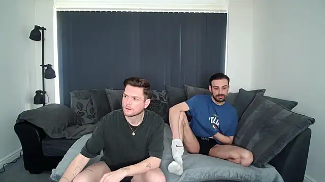 Snapshot of twotwinkhusbandss chatting on September 2025 12:22:01 PM twotwinkhusbandss online show from September 2025 12:22:01 PM