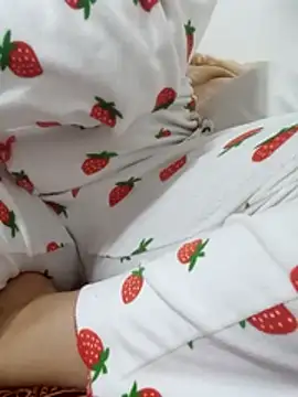 Bombamom online show from April 2026 06:26:02 AM