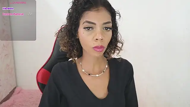 Snapshot of ElisaBoyer chatting on January 2026 03:59:01 PM ElisaBoyer online show from January 2026 03:59:01 PM